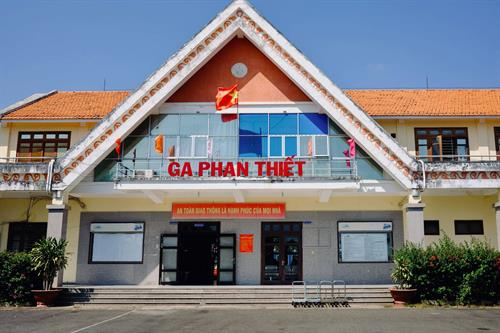 Dịch Vụ Thuê Xe Cam Ranh Đi Ga Phan Thiết